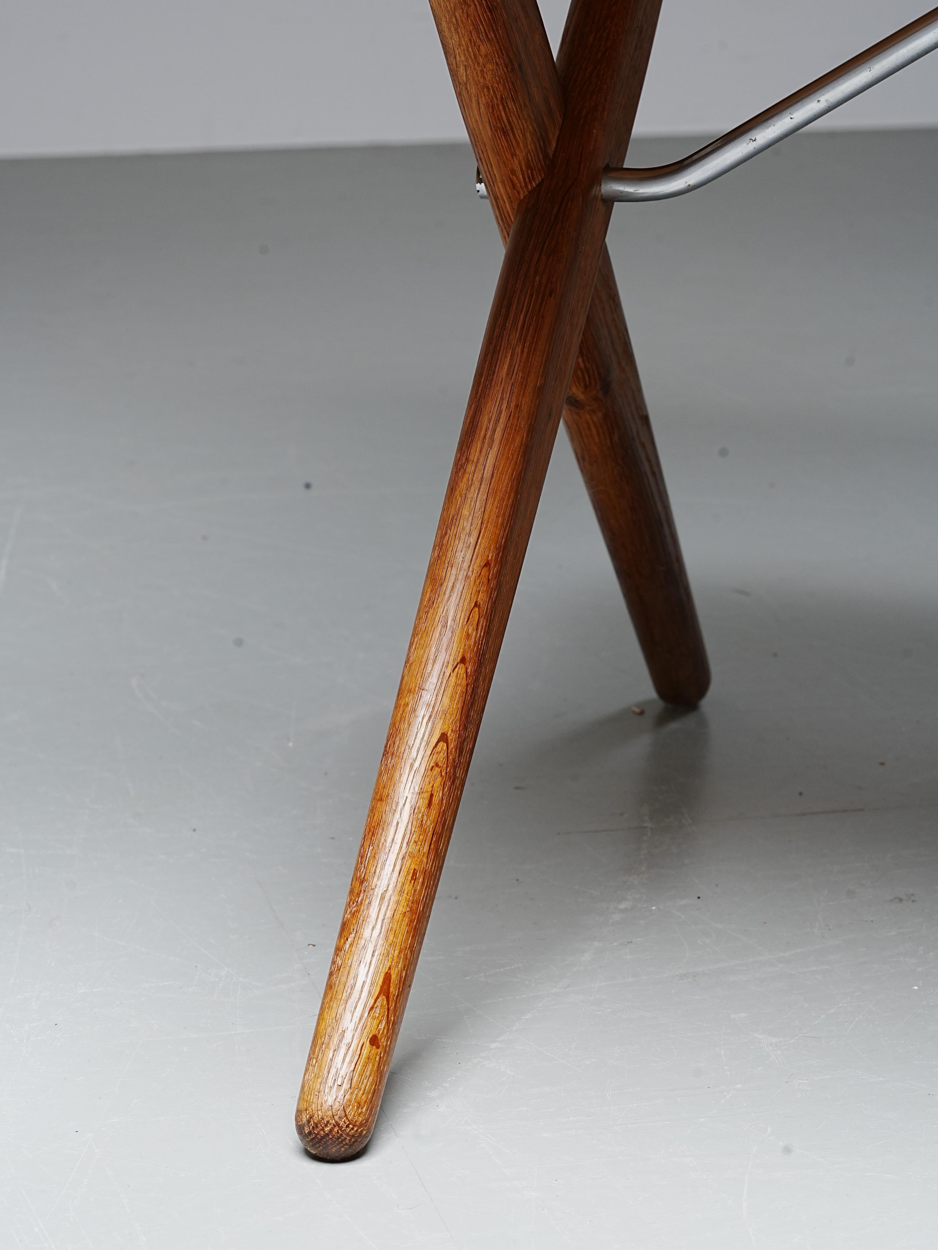 Table de salle à manger 303 en Oak Oak et métal, Hans Wegner by Andreas Tuck, Danemark, années 1950 en vente 6