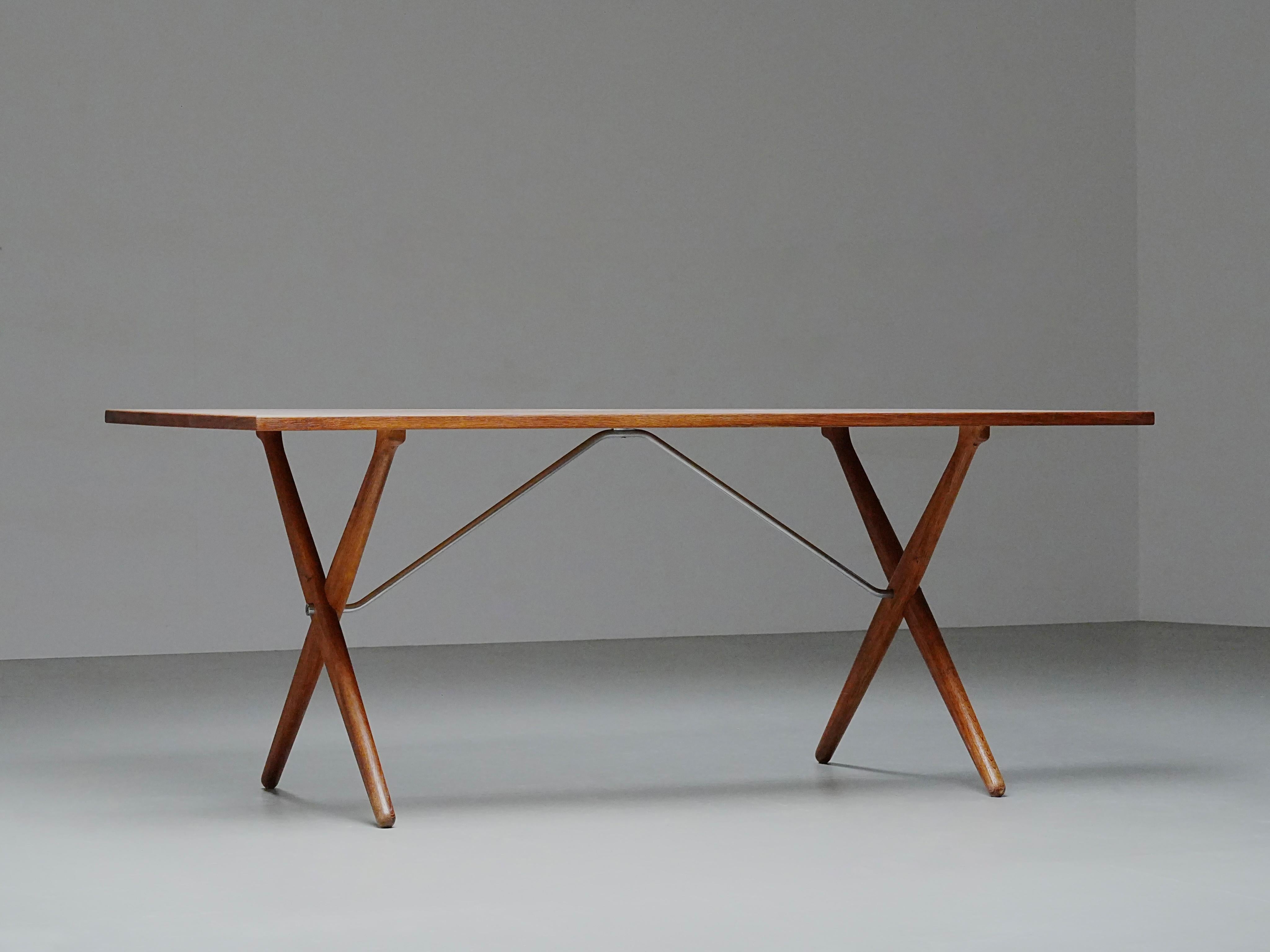 Table de salle à manger 