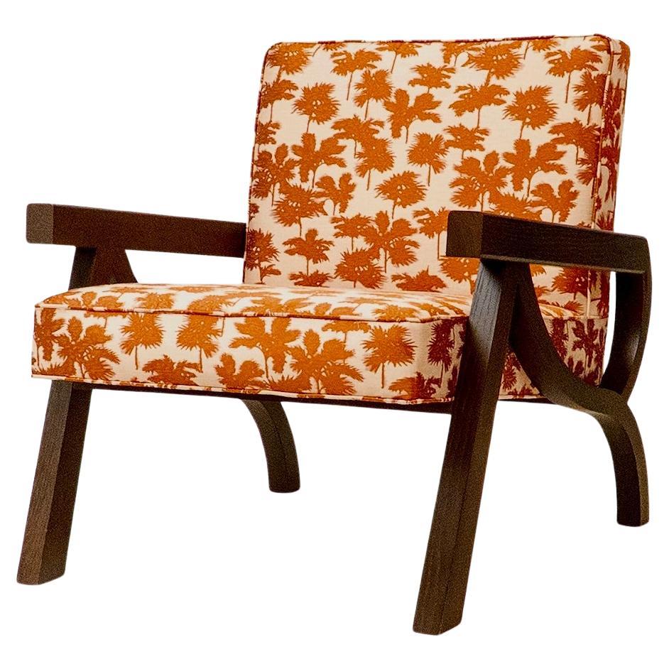 Sillón PY de Atelier Linné, roble teñido y tela, diseño minimalista en venta