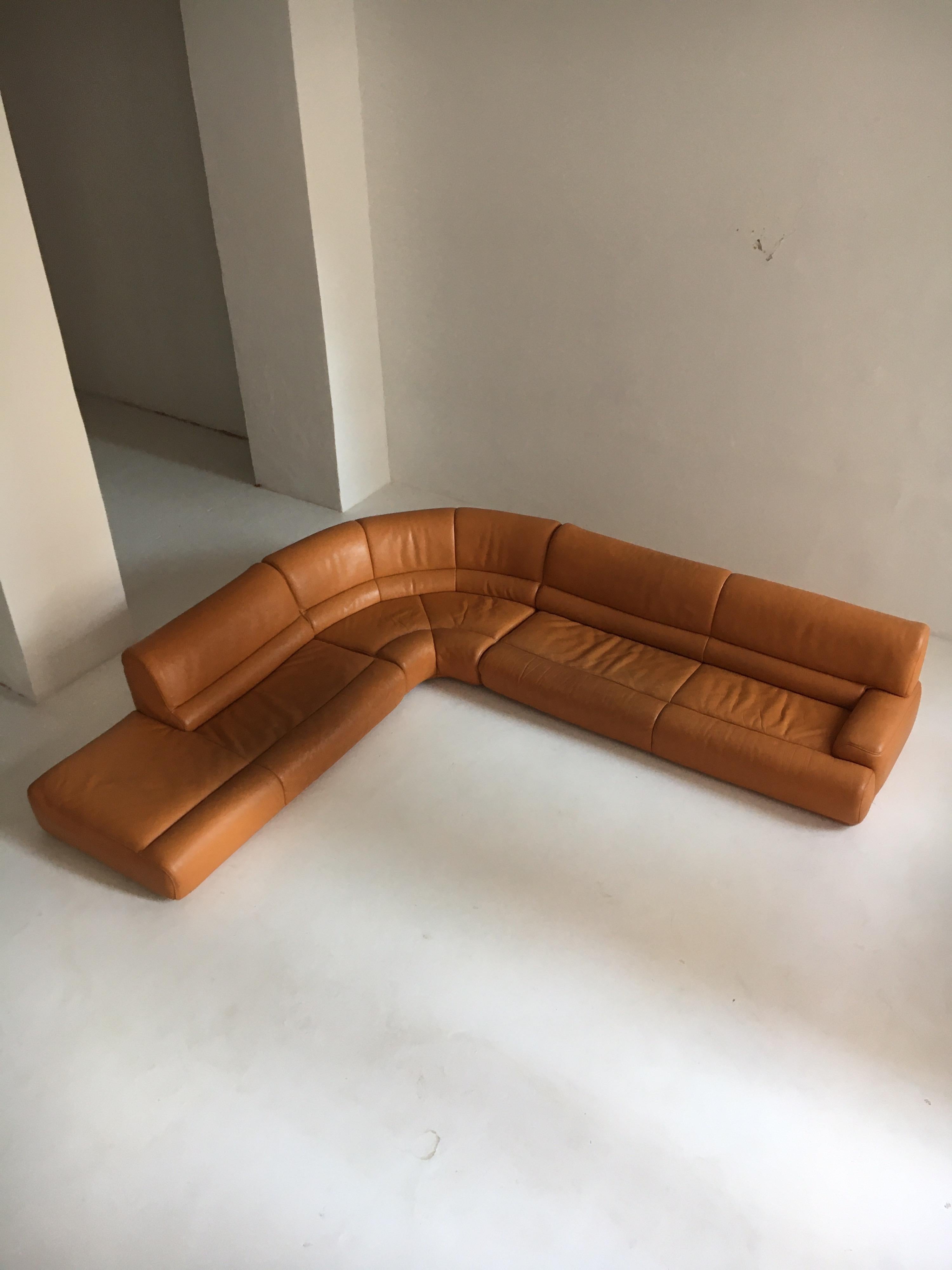 De Sede DS-18 Vintage Patinated Cognac Leather L-Shaped Sectional Sofa, Switzerland 1980s