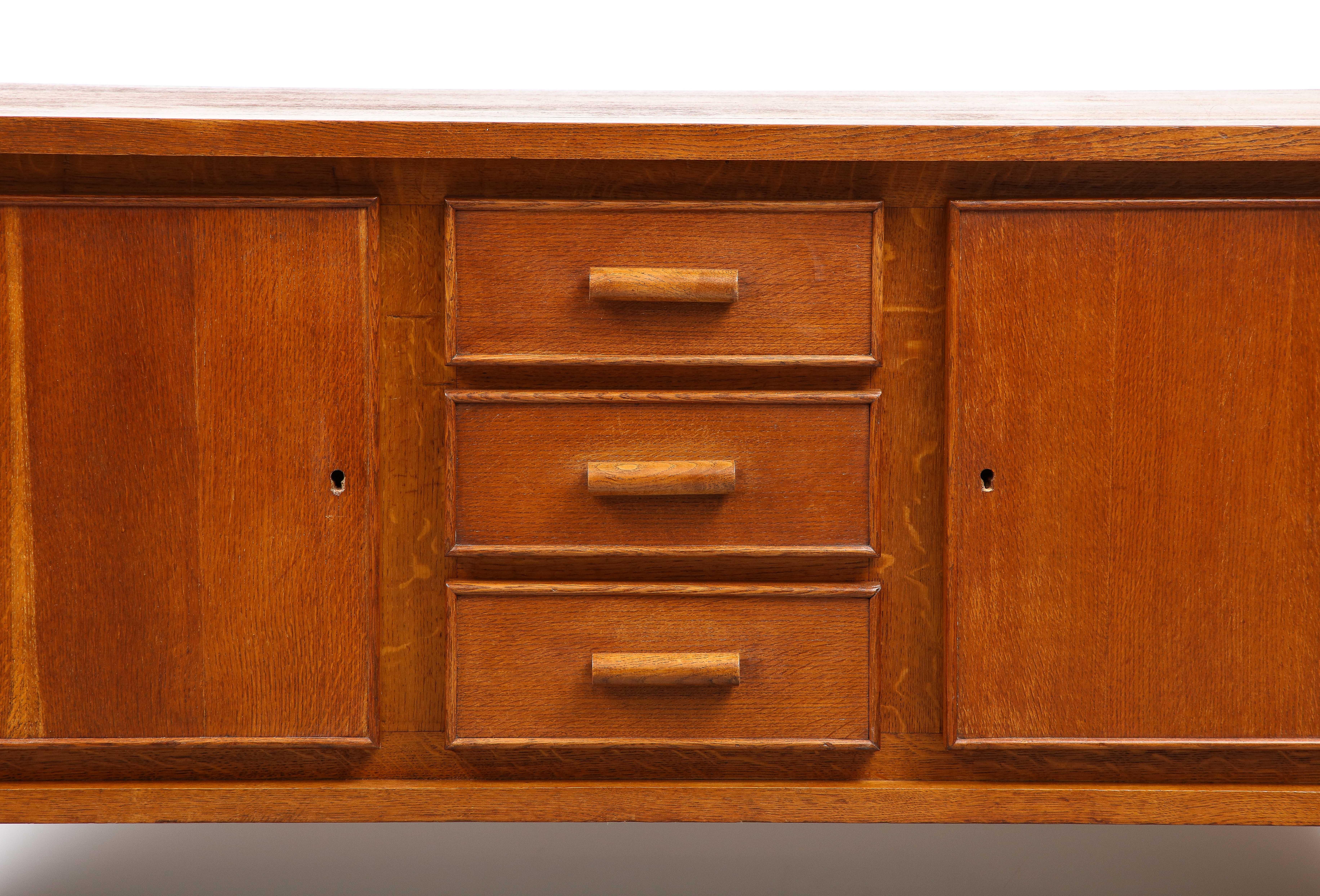 René Gabriel Sideboard, First Edition, Wooden Handles, France, 1948 In Good Condition For Sale In Brooklyn, NY