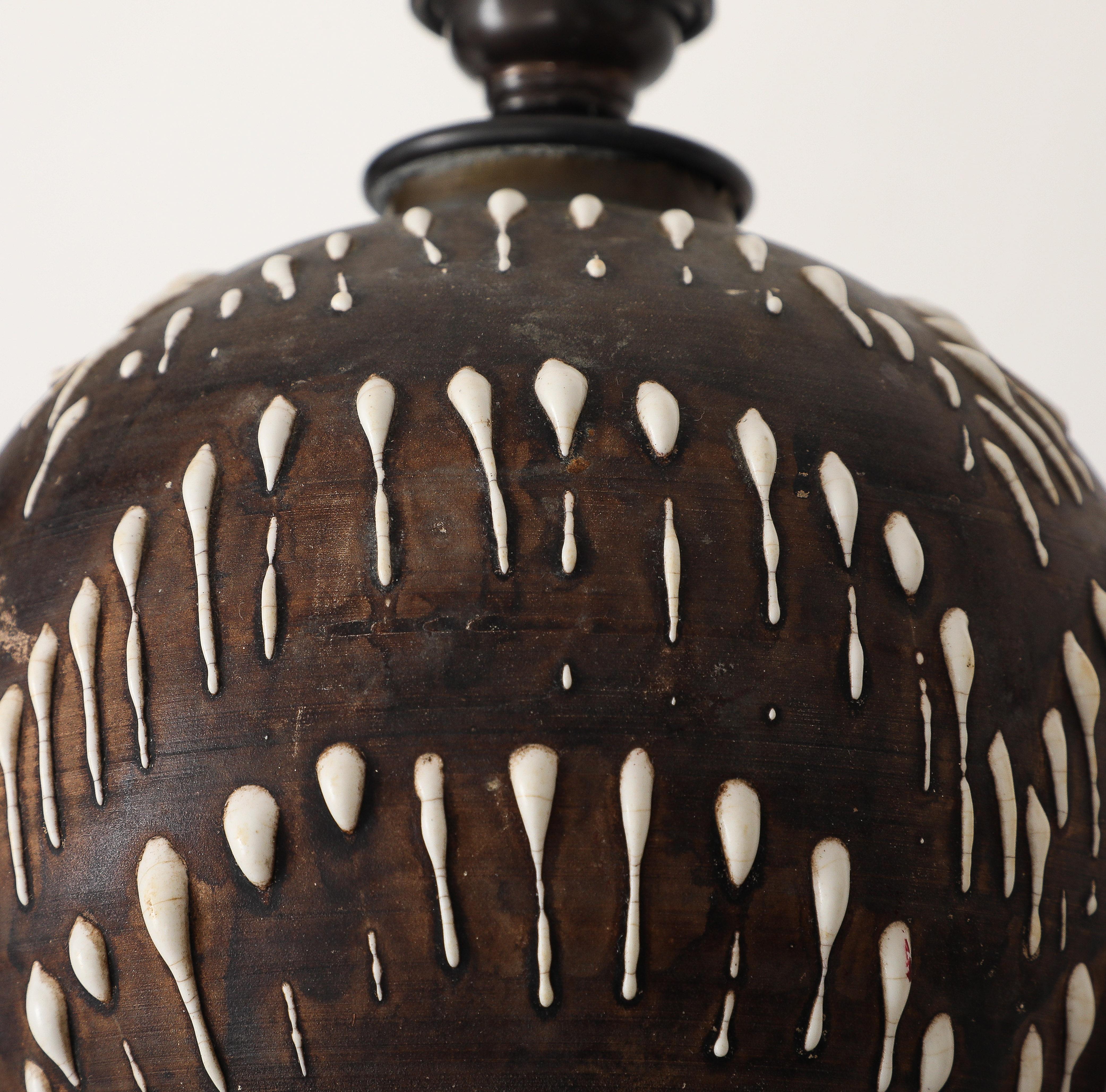 Lampe en céramique à motif 