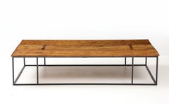 Mesa de centro grande de madera de limero belga con base ennegrecida hecha a mano