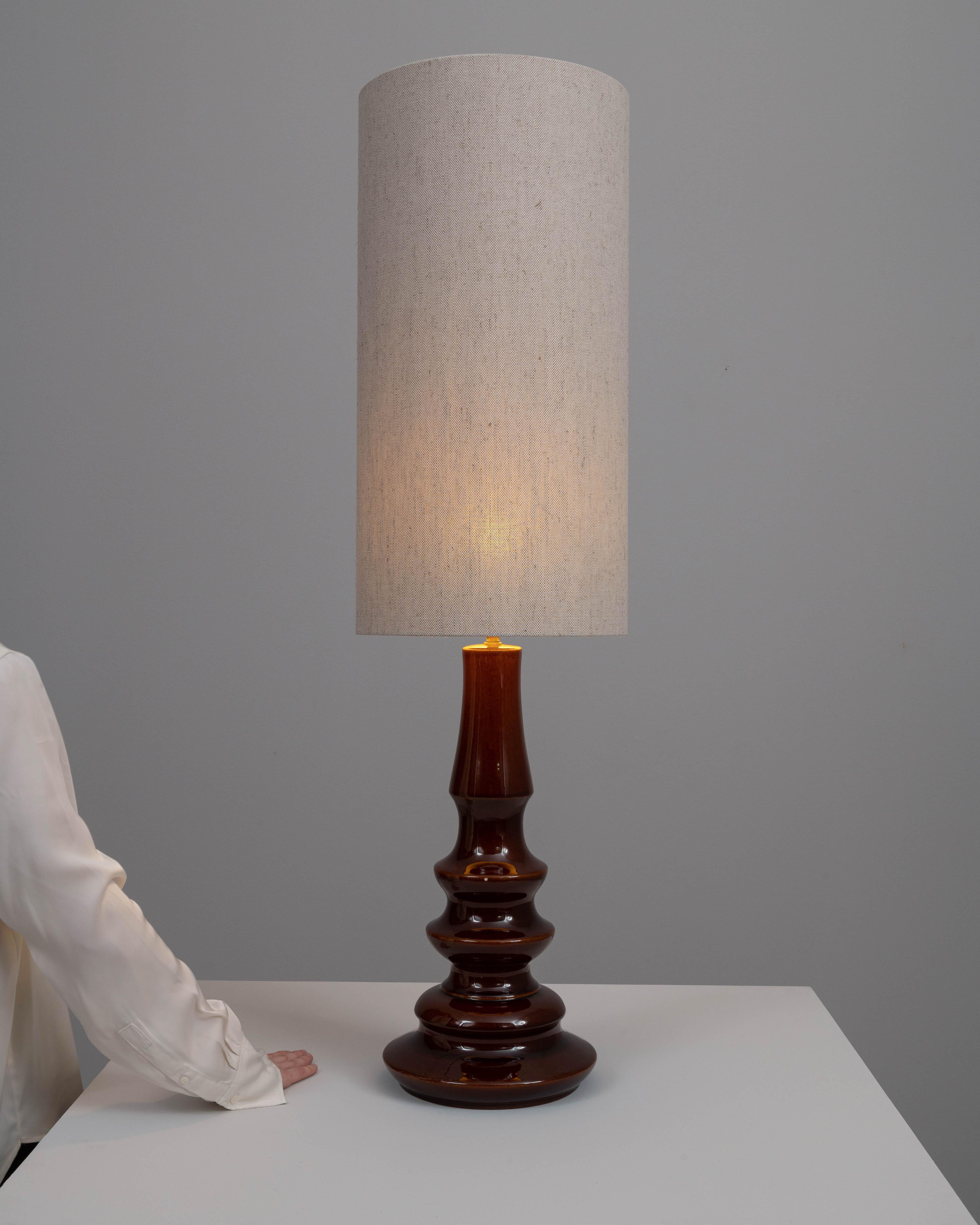 Early 20th Century British Ceramic Table Lamp For Sale 2