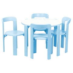 Dietiker Rey Junior Set:: Kindertisch und Stühle in Blau:: entworfen von Bruno Rey