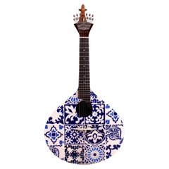 Azulejo IV del XX secolo  Legno di noce dipinto a mano, realizzato a mano in Portogallo da Malab