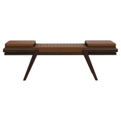 Banc Milton du 21e siècle en bois de noyer Fabriqué au Portugal par Wood Tailors Club