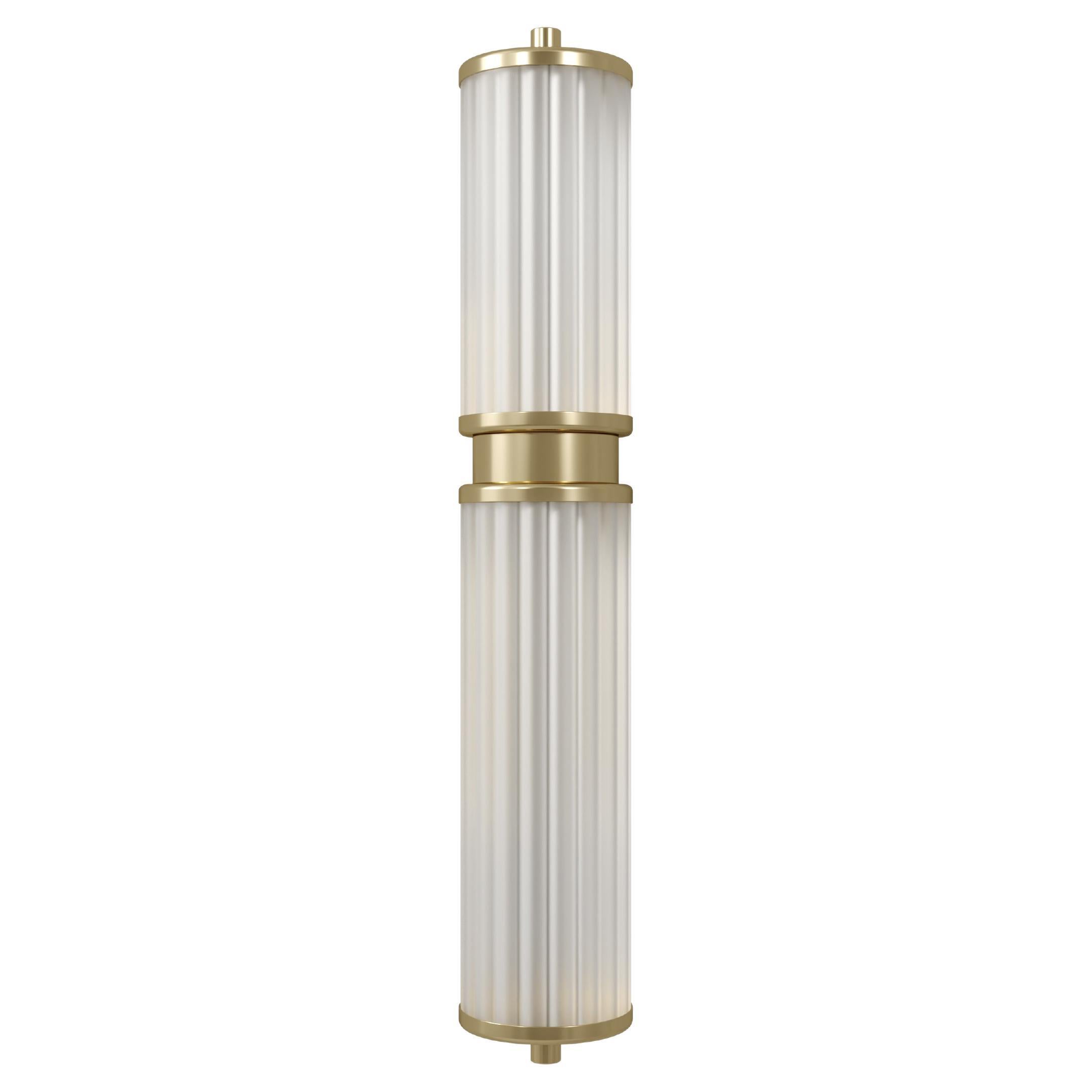 Lampe murale de Miami du 21e siècle en laiton cannelé fabriquée au Portugal par Creativemary
