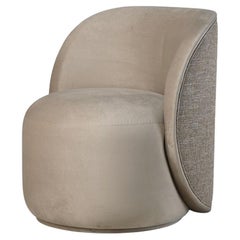 PEARL Modern Swivel Accent Chair with Soft Lines and Sophisticated Design