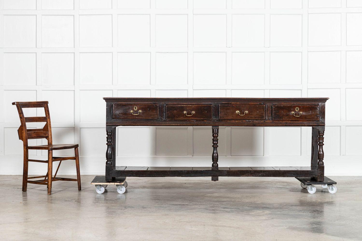 Olmo Grande base per cassettone in Oak inglese del XVIII secolo in vendita