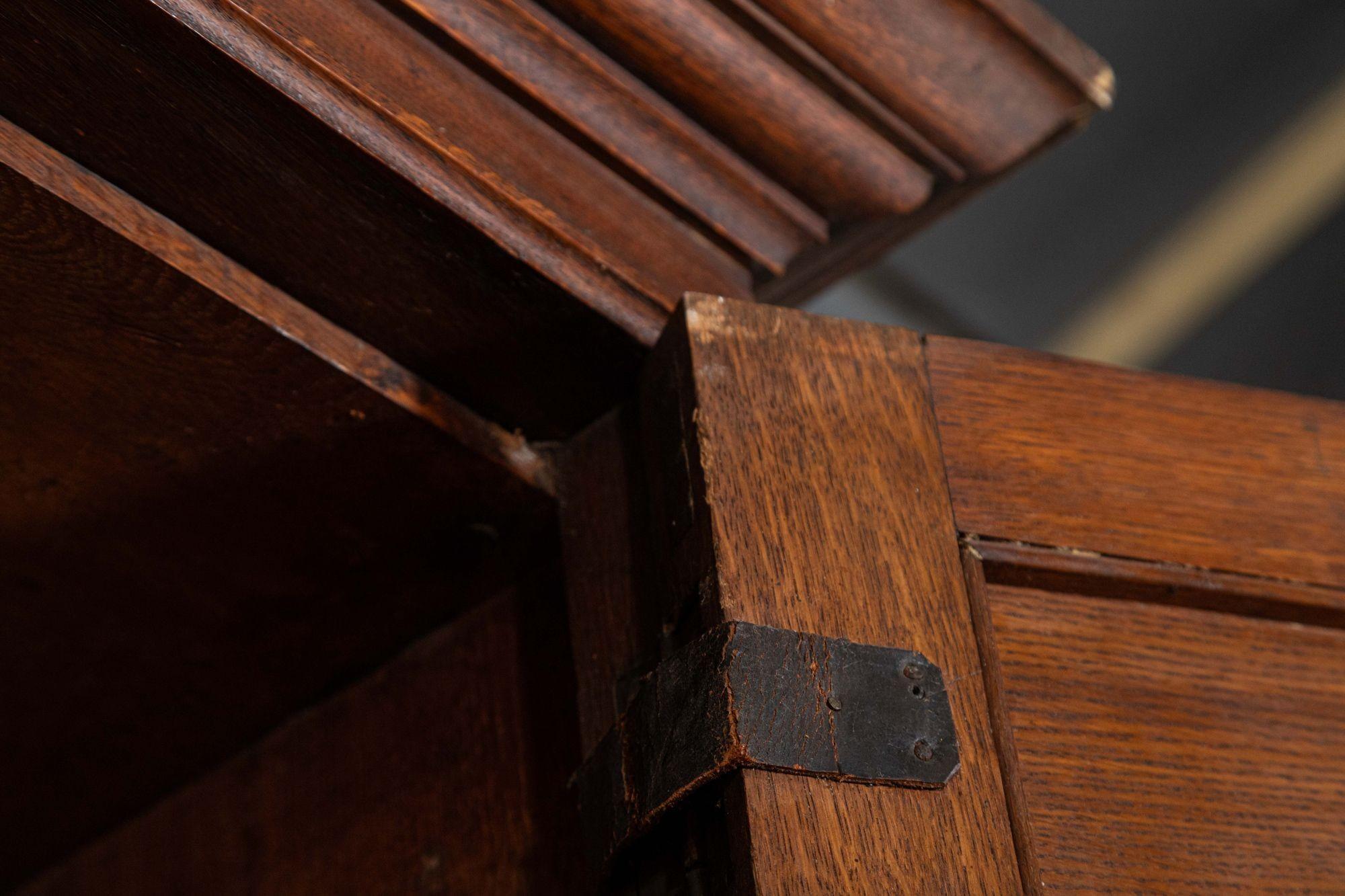 Grande armadio per governanti inglese del XIX secolo in Oak in vendita 13
