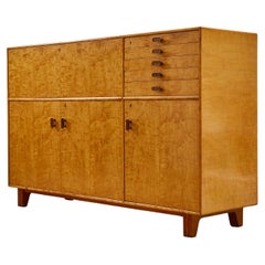 Armoire / buffet Art Déco en bois de bouleau Axel Larsson Bodafors, années 1930