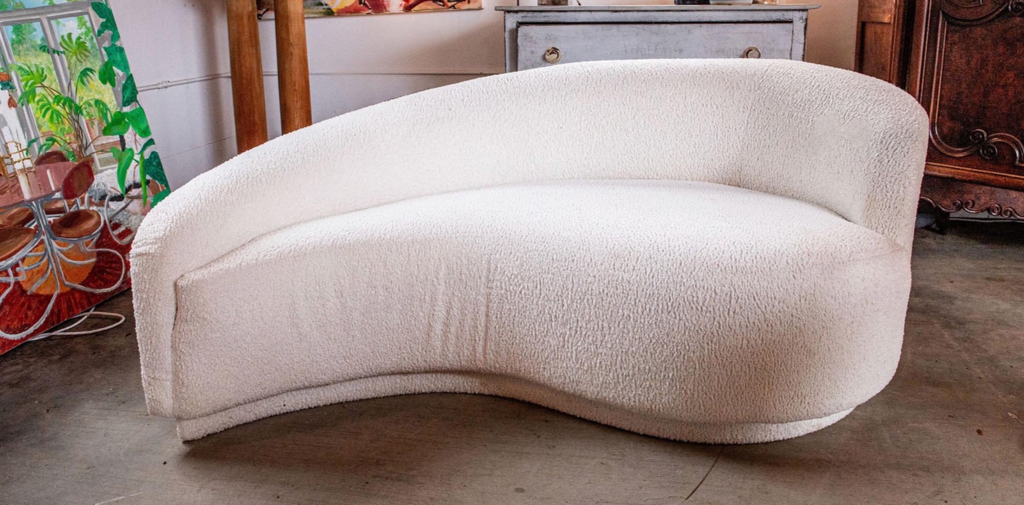 Petite sofa and matching ottoman by Vladimir Kagan for Weiman.  A small space that makes a big statement.  Gorgeous, simple lines.  Excellent condition. Fabric is reupholstered in off-white sherpa. 

Dimensions: 
Sofa 72
