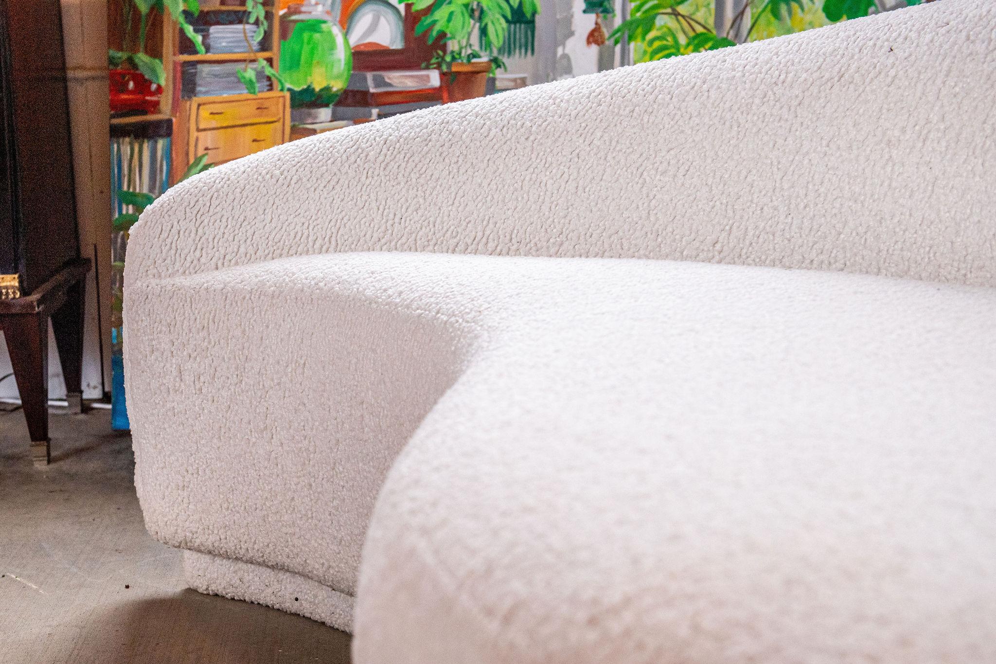20th Century Vladimir Kagan Comma Sofa with Ottoman, by Weiman For Sale