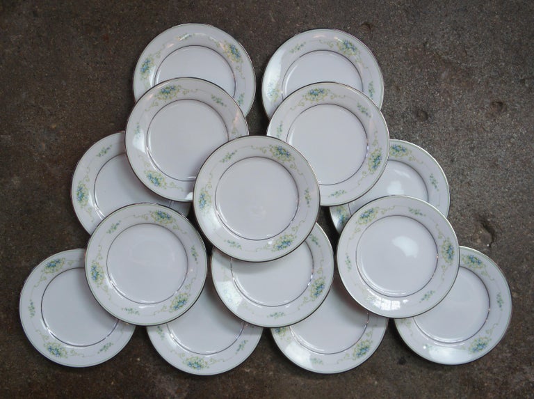Ensemble de 86 pièces de table japonais vintage Noritake Sri Lanka
