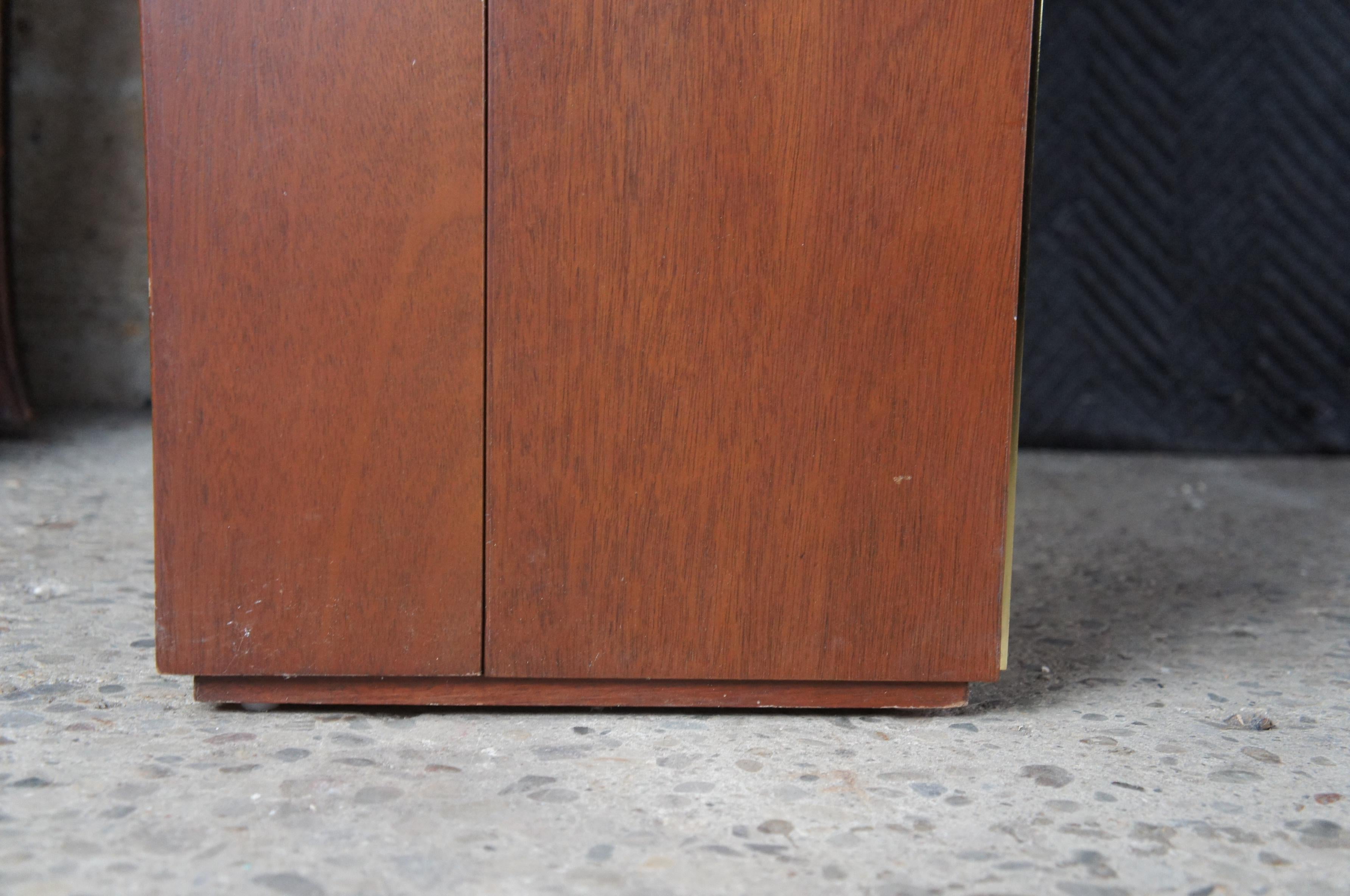Large Post Modern Mahogany & Polished Glass Console Hall Sofa Table Sideboard For Sale 4