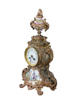Antike französische Kaminuhr im Rokoko-Stil von Sèvres, Louis XV, aus handbemaltem Porzellan