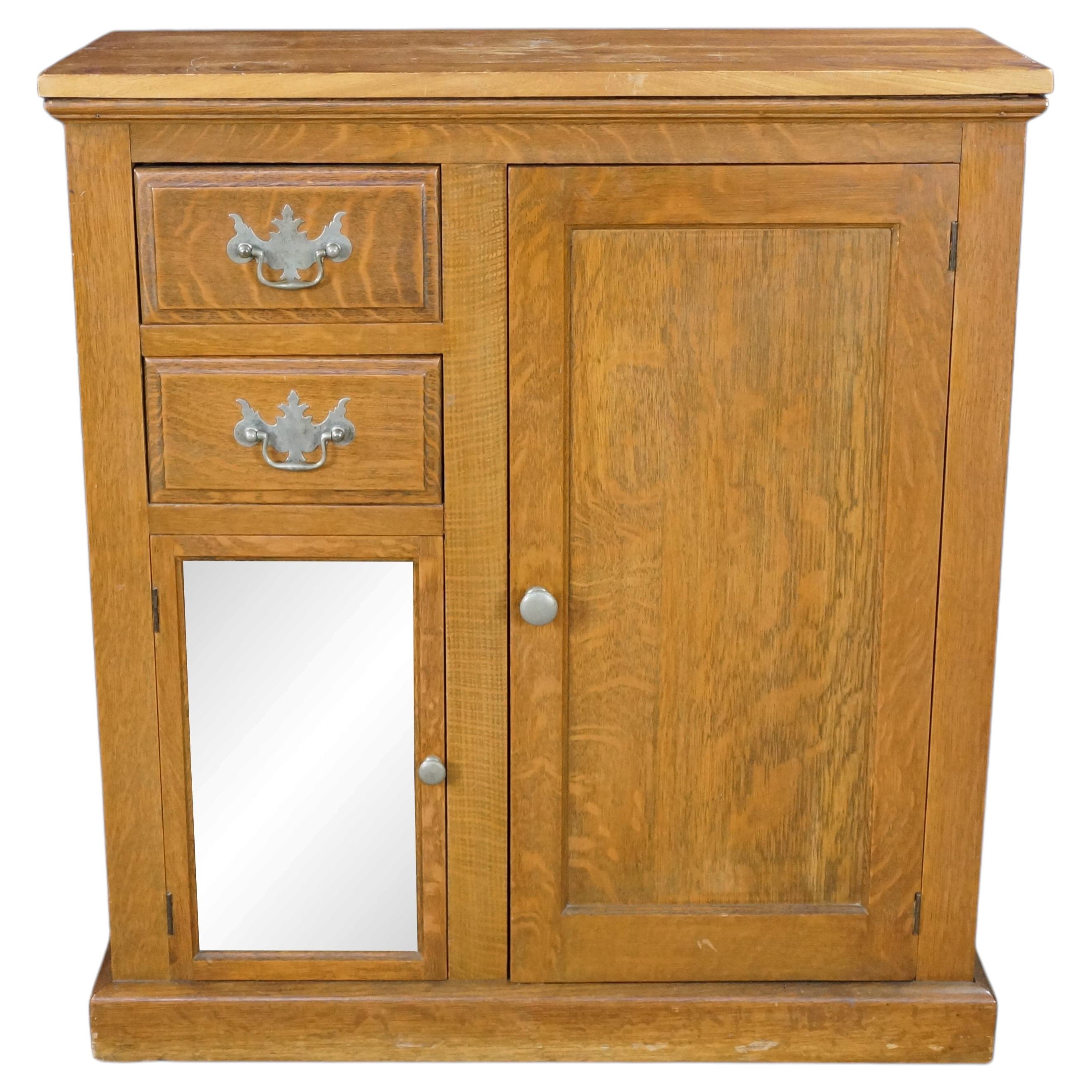 Antique American Victorian Quartersawn Oak 2 Drawer Console Cabinet Cupboard 31" For Sale