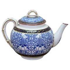 Antike Worcester-Porzellan-Teekanne „Queens Royal Lily“ in Blau und Weiß aus dem Jahr 1880, 7"