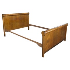 Antique 19th Century Late Victorian Quartersawn Oak Double Full Size Sleigh Bed