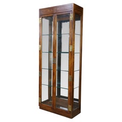 Mid Century Henredon Scene One Oak Campaign Curio Display Cabinet Vitrine 1979