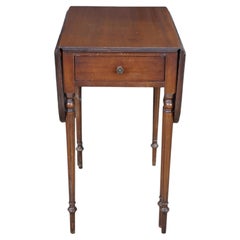 Vintage Imperial Sheraton Style Mahogany Drop Leaf Gateleg Pembroke Side Table