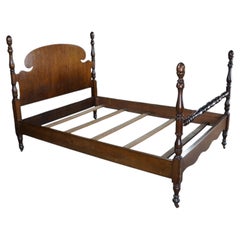 Antique Early American Colonial Style Walnut 4 Poster Acorn Finial Full Size Bed
