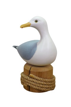 Escultura vintage de una gaviota real, tallada a mano en madera de pino por Lynda C. Bryan, con motivos de la fauna silvestre
