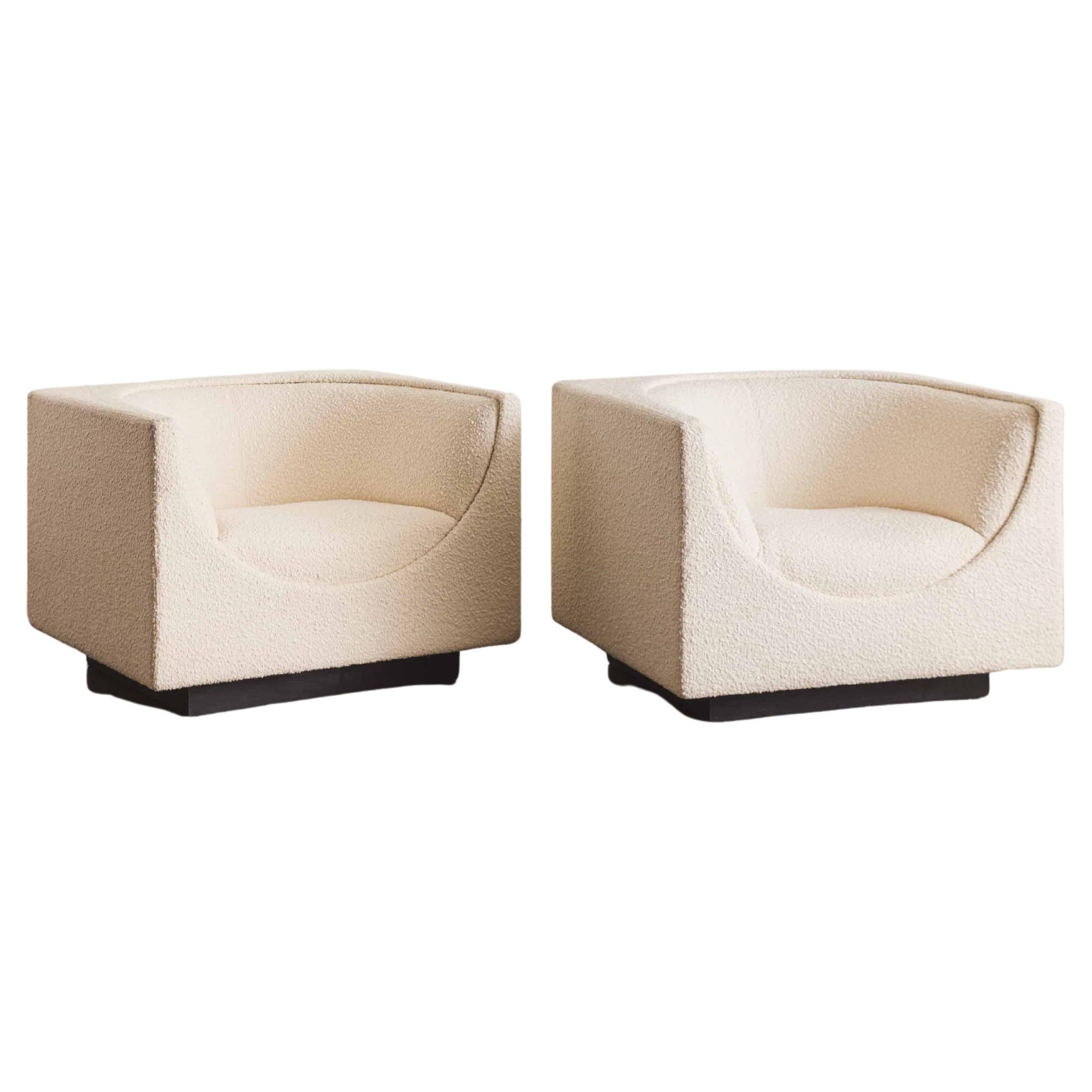 Pair of “Cubo” Lounge Chairs by Jorge Zalszupin