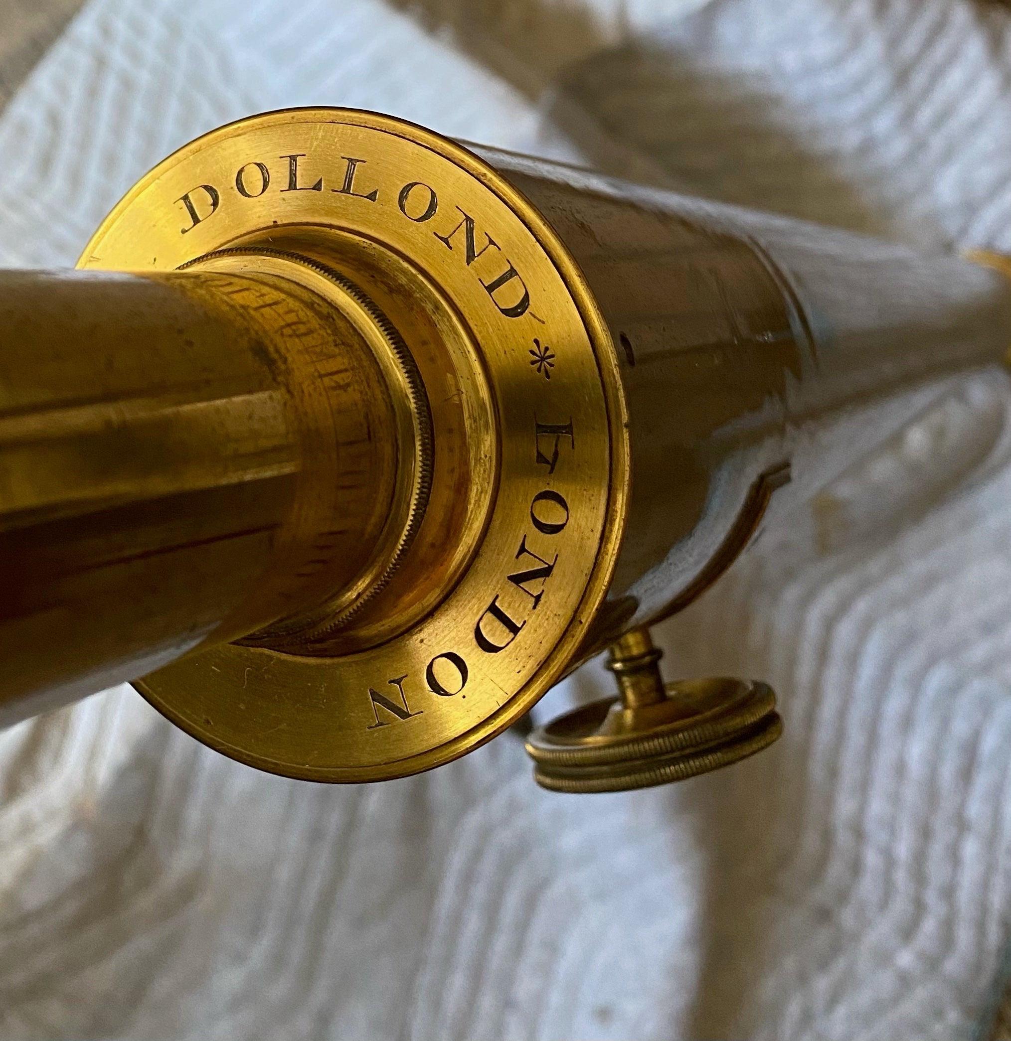 Télescope de table en laiton laqué de la fin du XVIIIe siècle Bon état - En vente à New York, NY