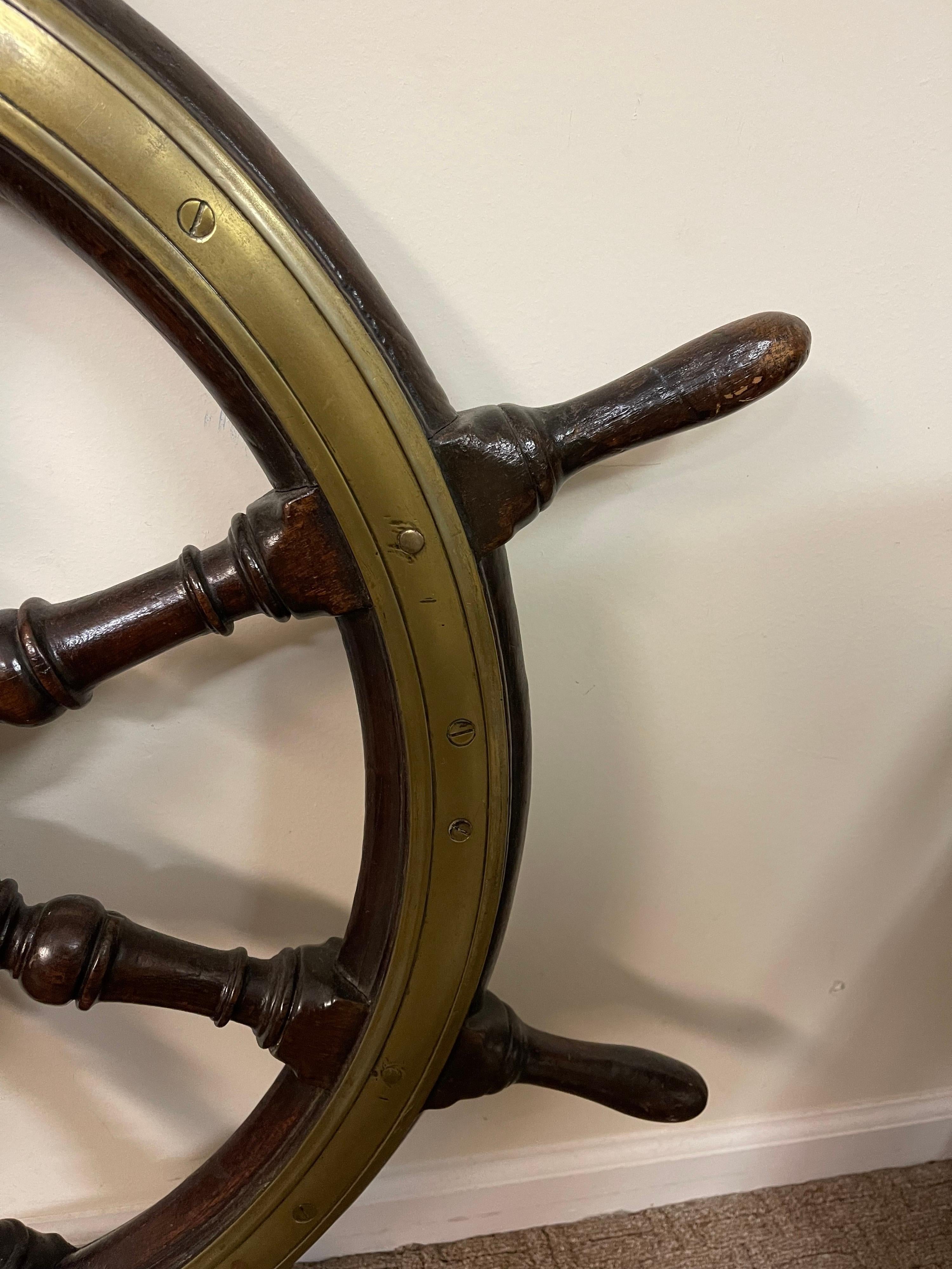 Late 18th Century Ships Wheel In Good Condition In Huntington, NY
