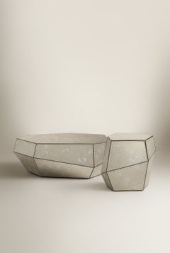 Tavolino alto Three Rocks, specchio in bronzo, InsidherLand di Joana Santos Barbosa
