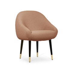 Mid-Century Modern amber bouclé oak brass Niemeyer dining chair by InsidherLand