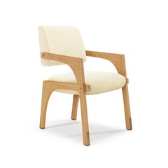 Contemporary natural oak cream bouclé Arches dining chair by InsidherLand