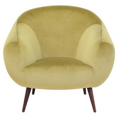 Mid-Century Modern pistachio velvet & oak Niemeyer lounge chair by InsidherLand