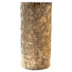 Grande table en rondins sculpturale contemporaine en laiton coulé, polie et texturée