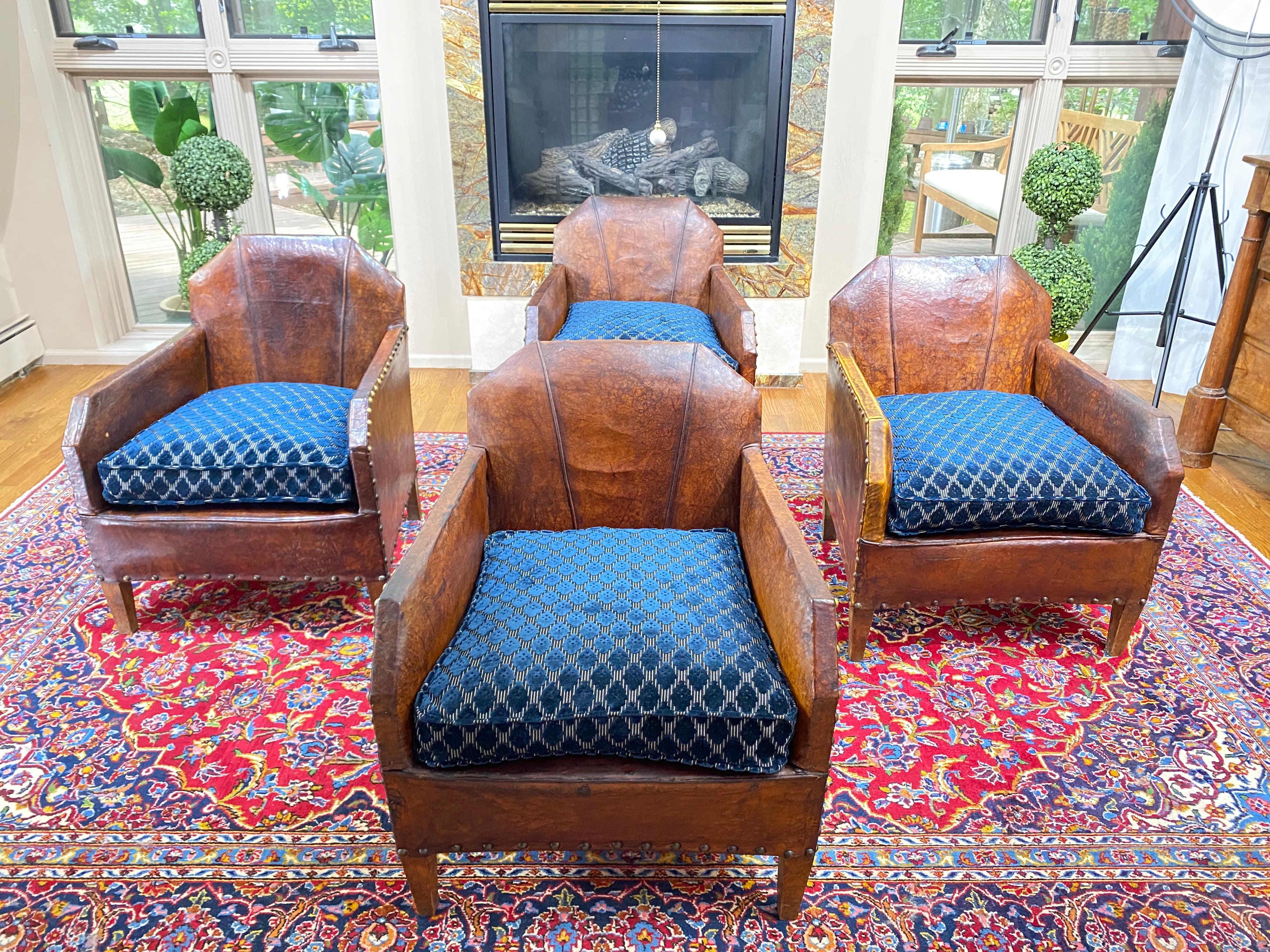 1930s Vintage Art Deco French Leather Club Chairs, Set of 4 2