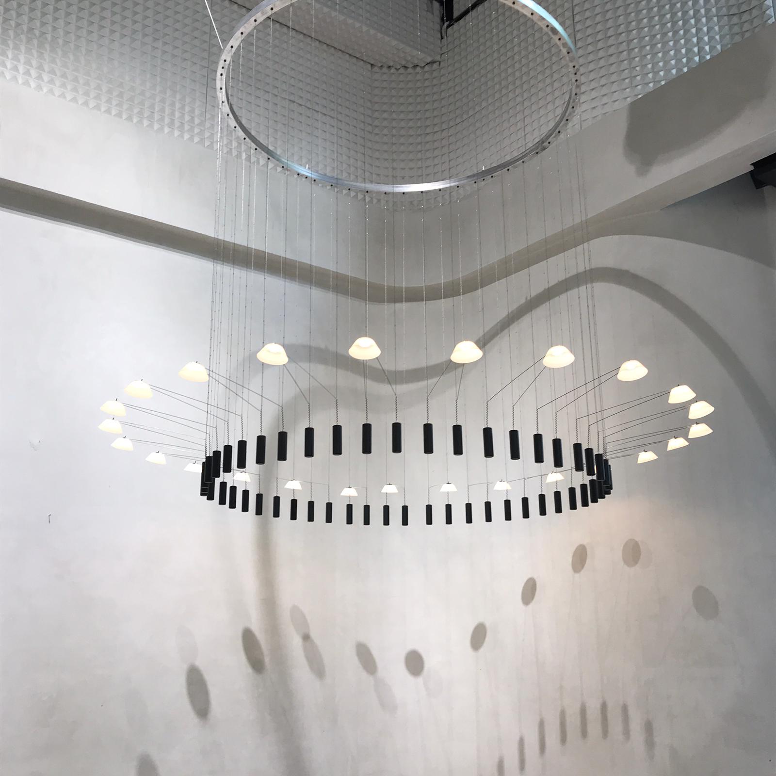 Luminaires flottants Modèle Circle 50*50 lustre léger Vantot, Pays-Bas en vente