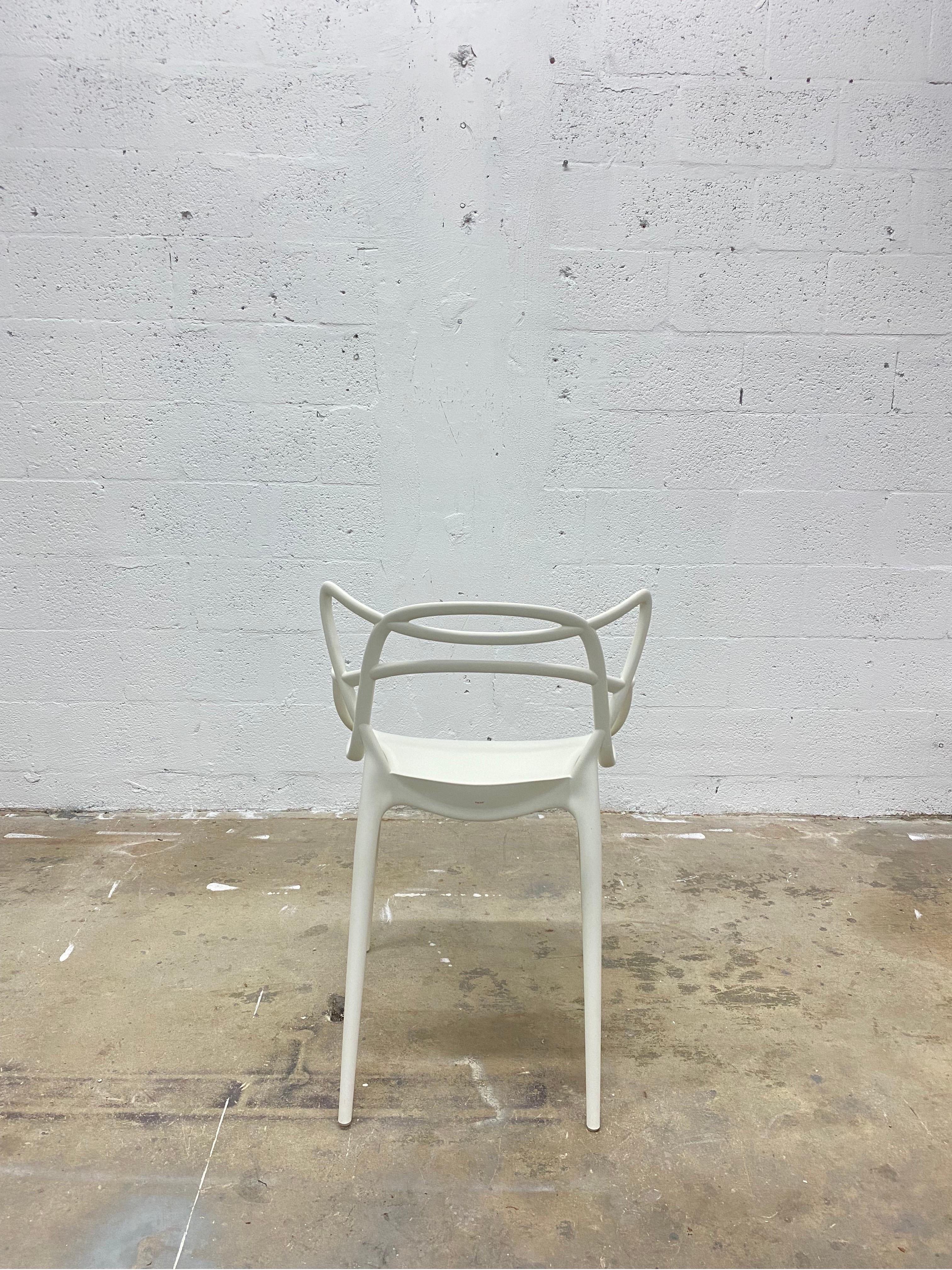 Philippe Starck & Eugeni Quitllet White Masters Chairs for Kartell - a Pair In Good Condition For Sale In Miami, FL