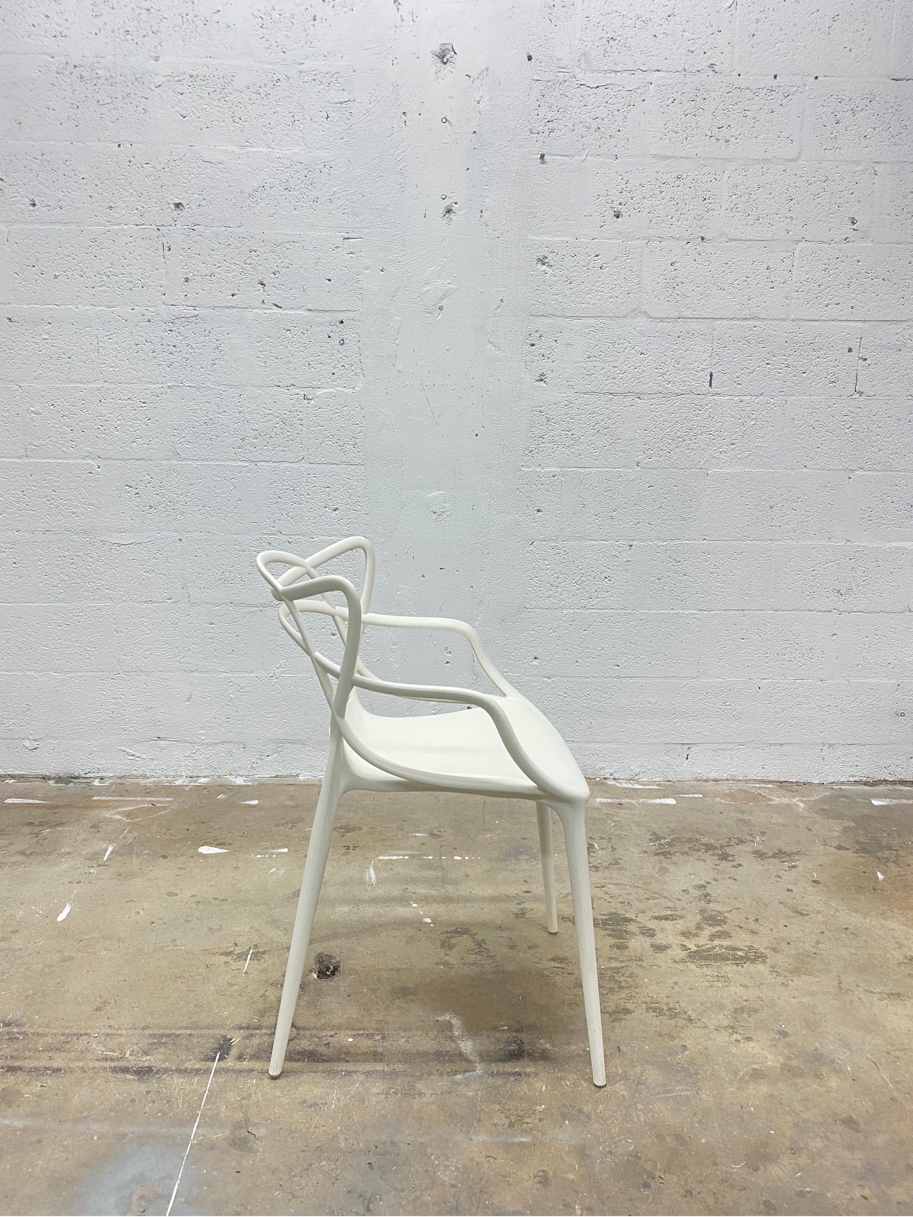 Mid-Century Modern Philippe Starck & Eugeni Quitllet White Masters Chairs for Kartell - a Pair For Sale