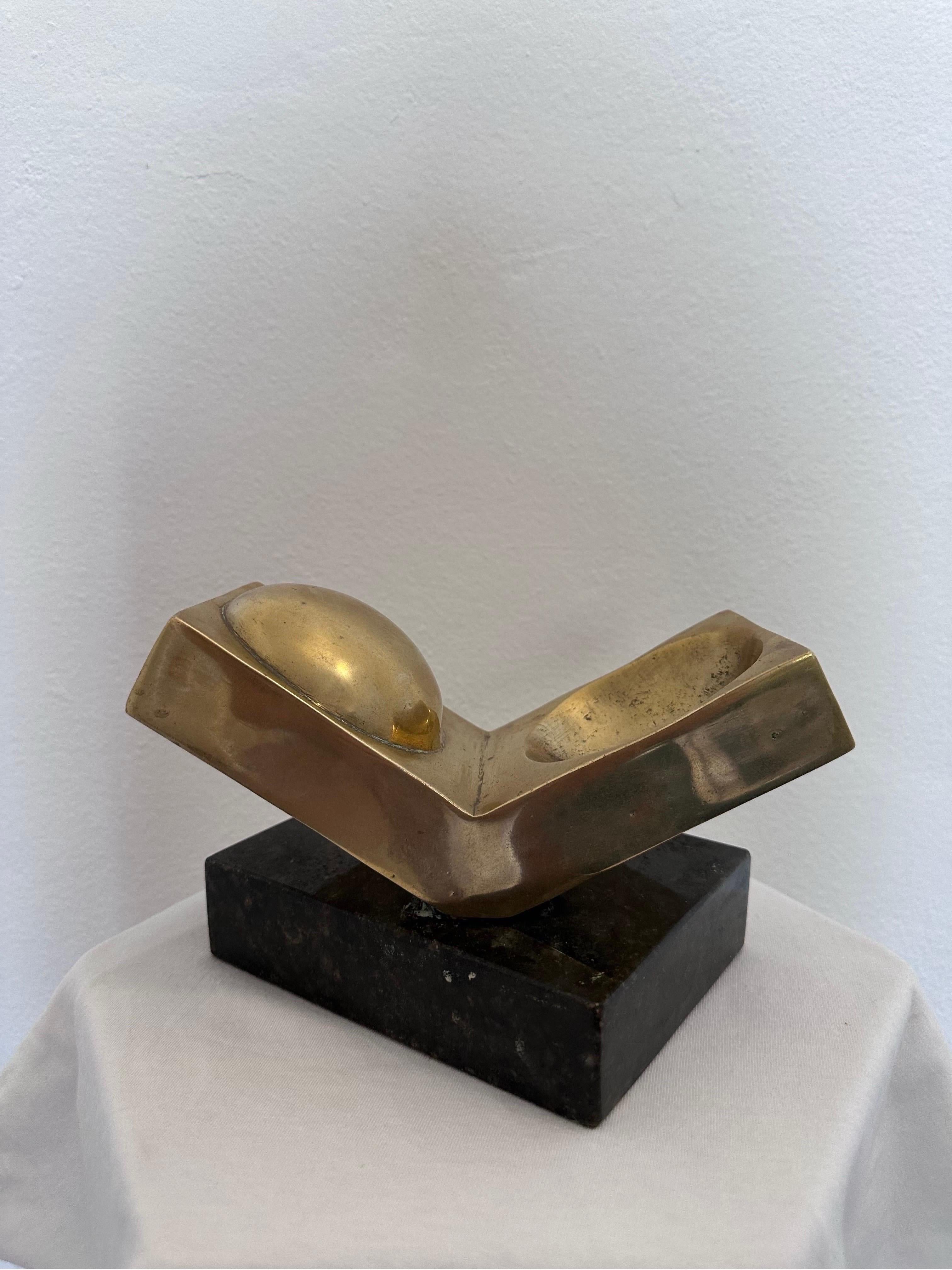 Brazilian Modern Bronze Sculpture on Granite Base #2/6 Signed Almeida Jr 1986 In Good Condition For Sale In Miami, FL