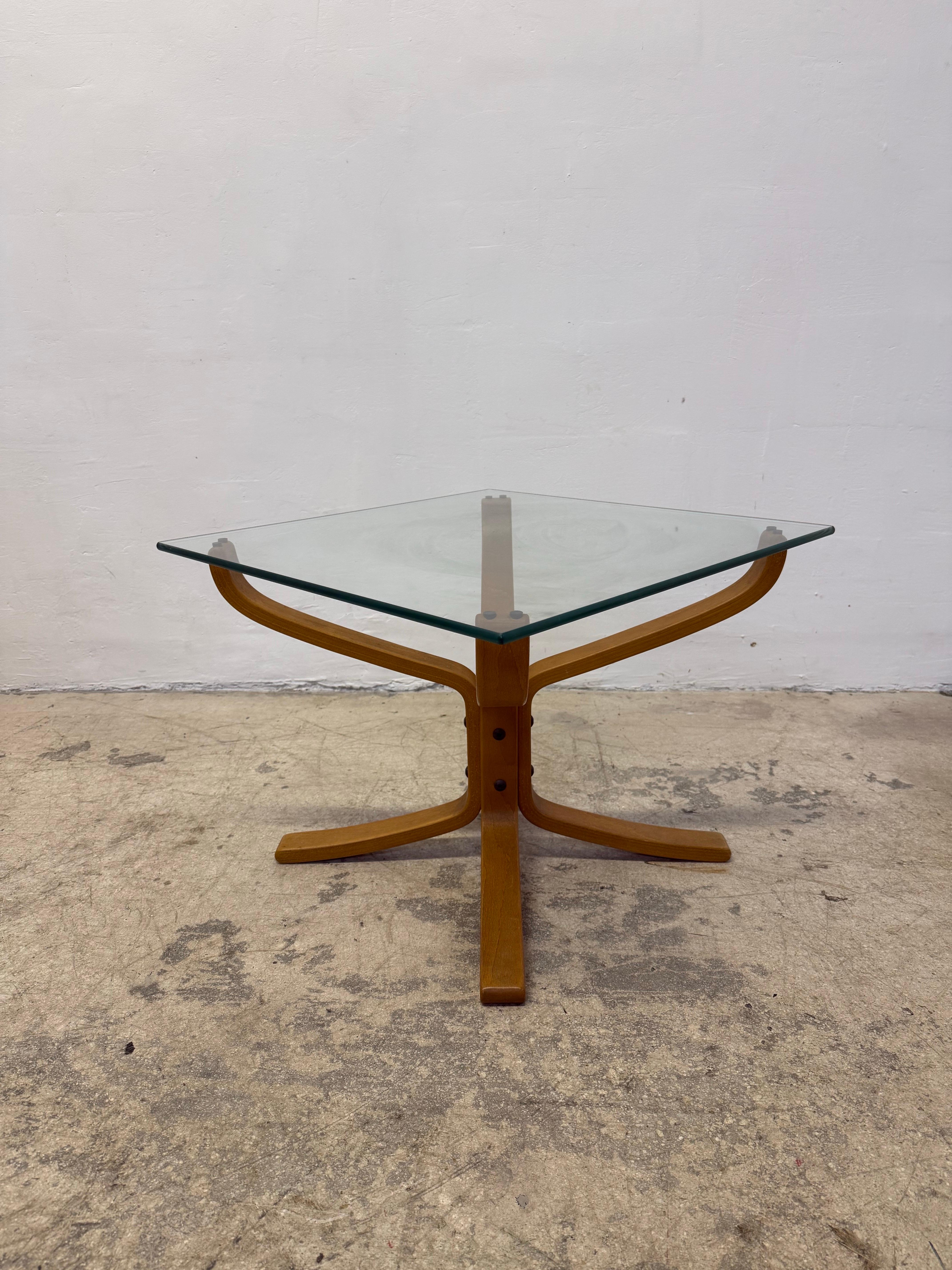 20th Century Sigurd Ressell Falcon End Tables for Vatne Møbler - a Pair For Sale