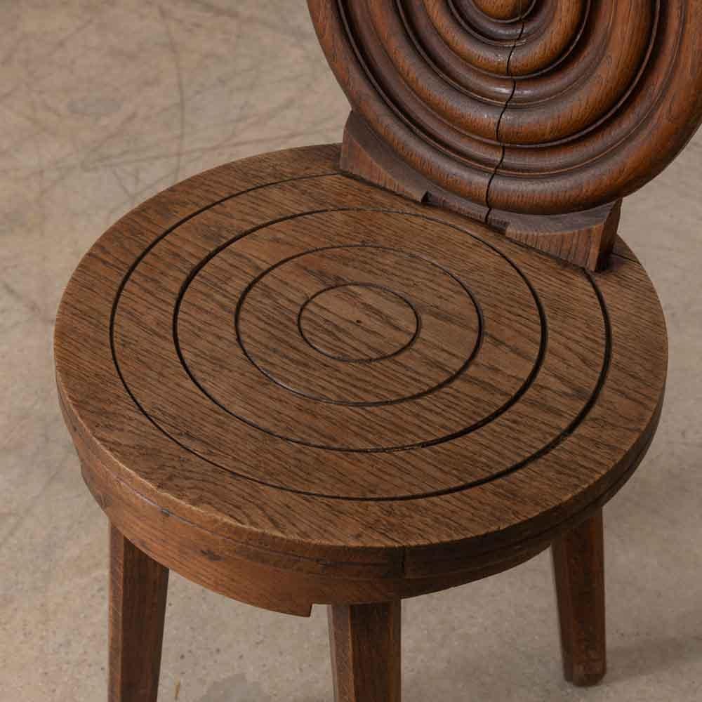 Sedia francese in legno intagliato degli anni '40 di Charles Dudouyt in vendita 5