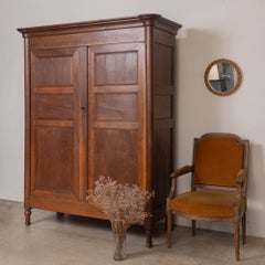 Armario francés de madera del siglo XIX