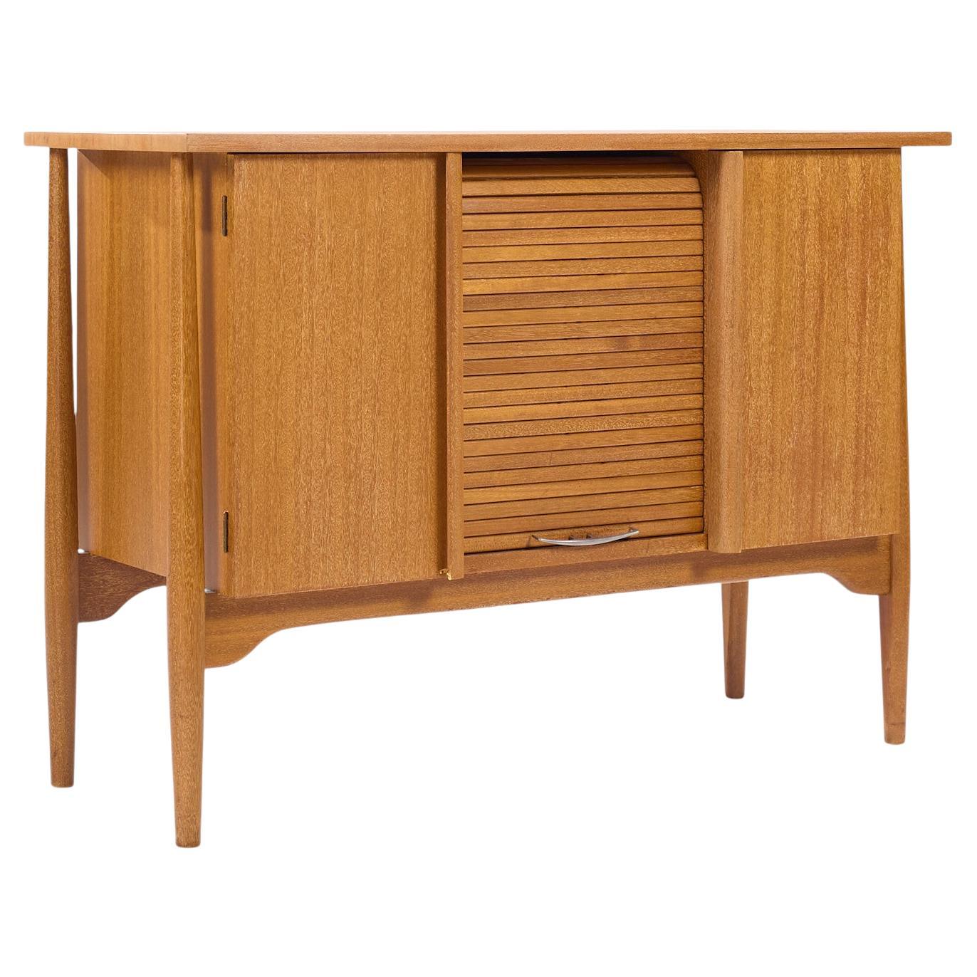 John Keal per Brown Saltman Credenza con ante a tamburo in mogano sbiancato della metà del secolo scorso