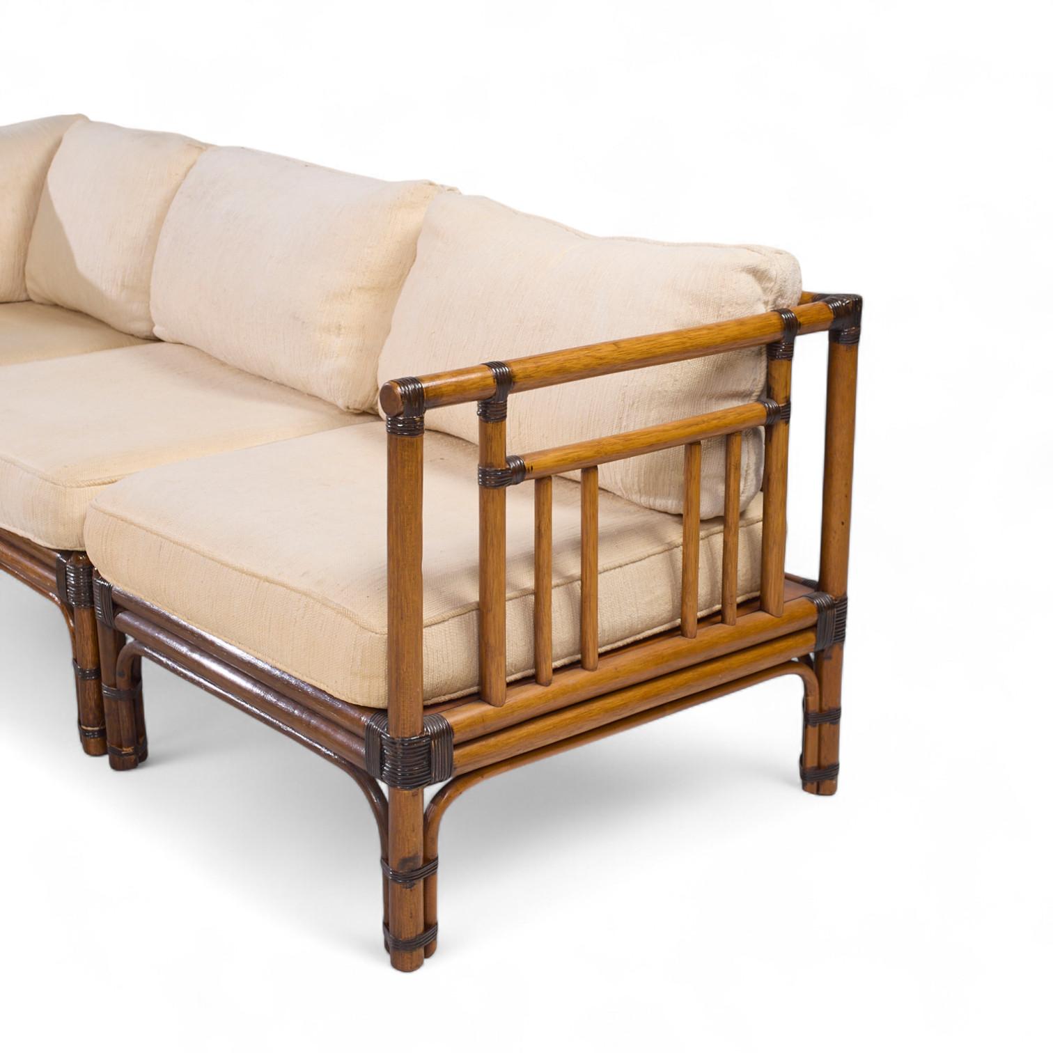 Sofá seccional de ratán Baker McGuire Mid Century en Bueno estado para la venta en Countryside, IL