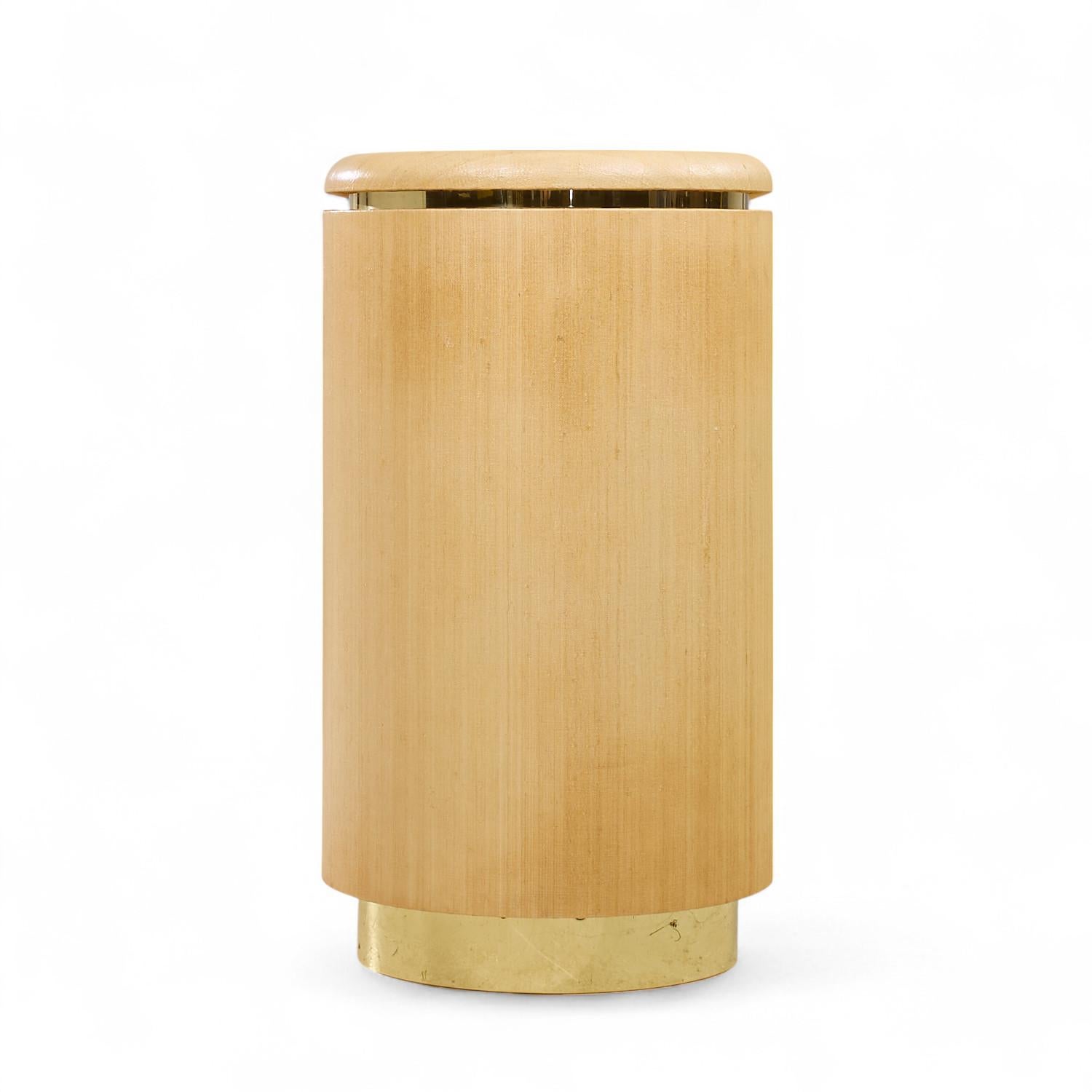 Sconosciuto Credenza in stile Karl Springer, metà secolo, in tessuto d'erba e ottone in vendita