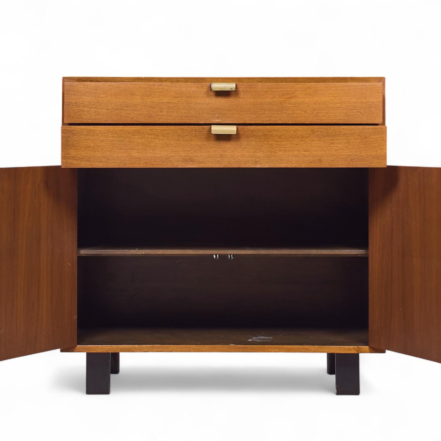20th Century George Nelson for Herman Miller Mid Century Basic Series Walnut Bar Cabinet For Sale