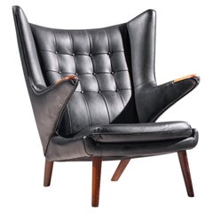 Hans Wegner per AP – Sedia “Papa Bear” AP19 in stile Mid-Century rubata