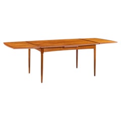 Mesa de comedor danesa de teca de estilo «Kurt Østervig» de mediados de siglo con tablero abatible